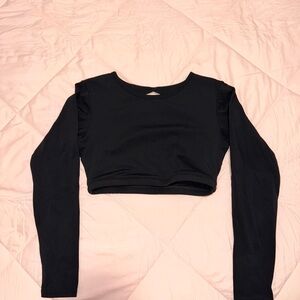 Amazon athletic Black Long Sleeve Crop Top